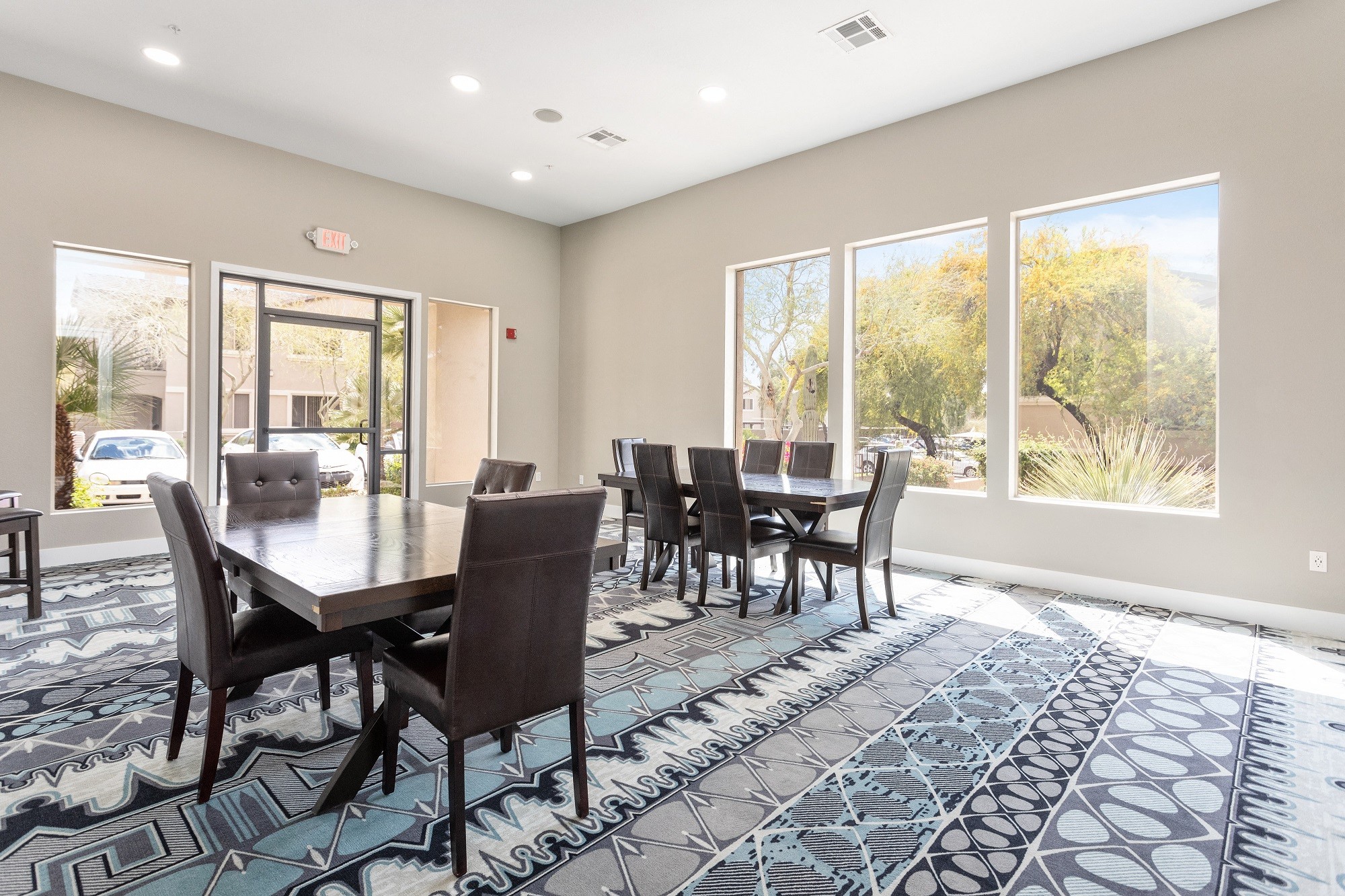 Kota North Scottsdale Image 17