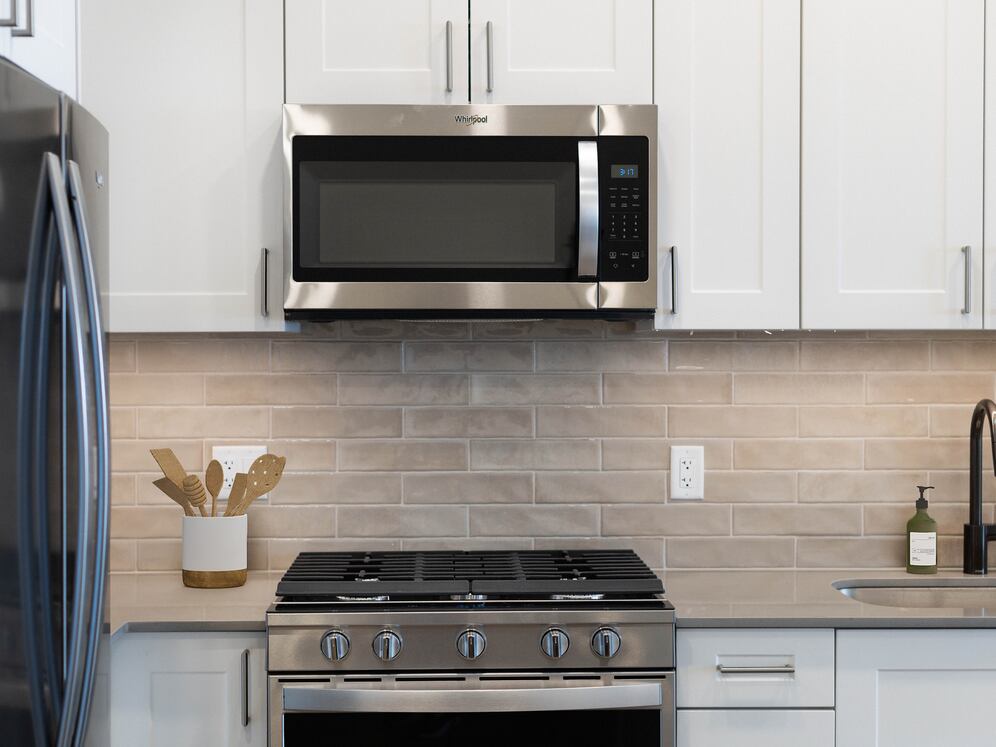 Upgrade Collection Kitchen with stainless steel appliances