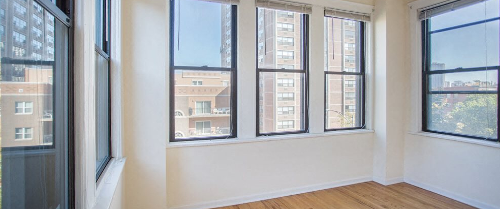 Buena Terrace Apartments Image 7