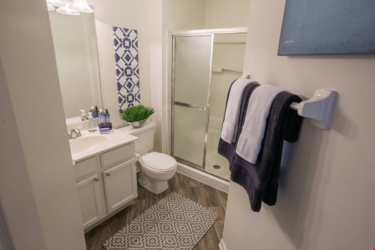 The Residence at Christopher Wren Apartments Image 39