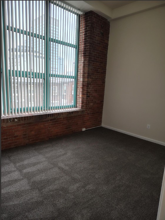 Marlboro Classic Apt & Redwood Square Image 145