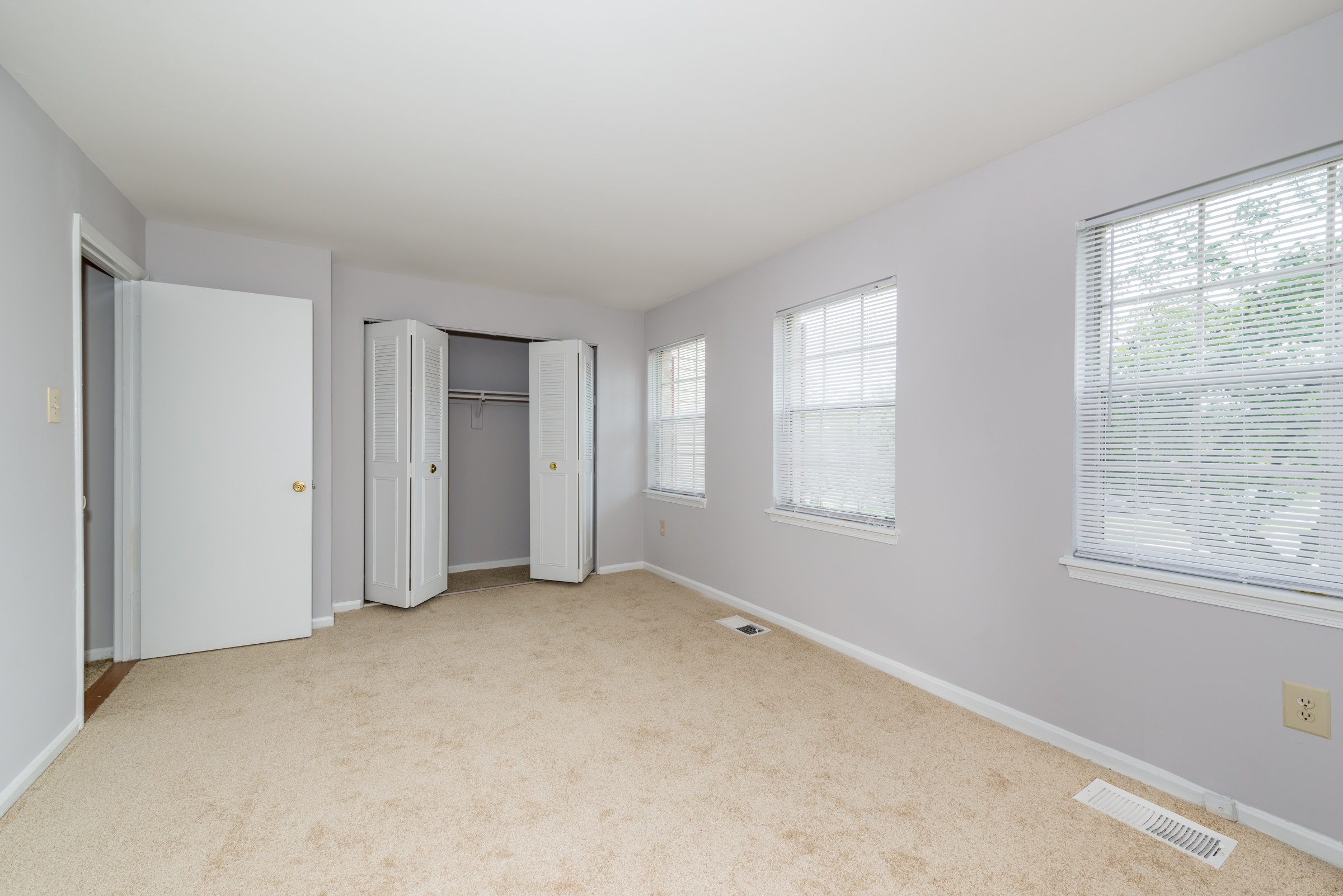 Scarborough Square Townhomes & Apartments Image 13