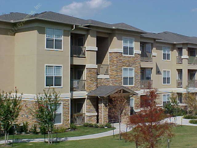 Woodbridge Villas Image 4