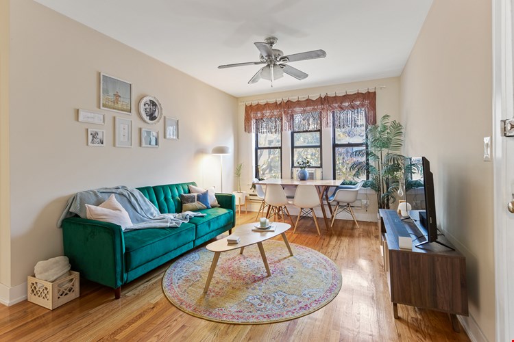 617-25 W. Melrose Image 2