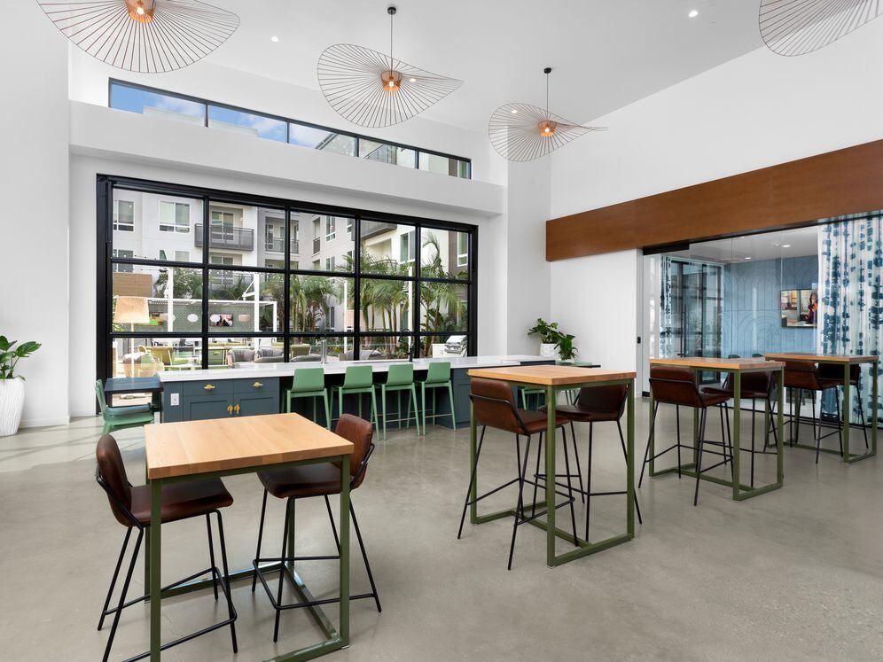 Building B resident lounge