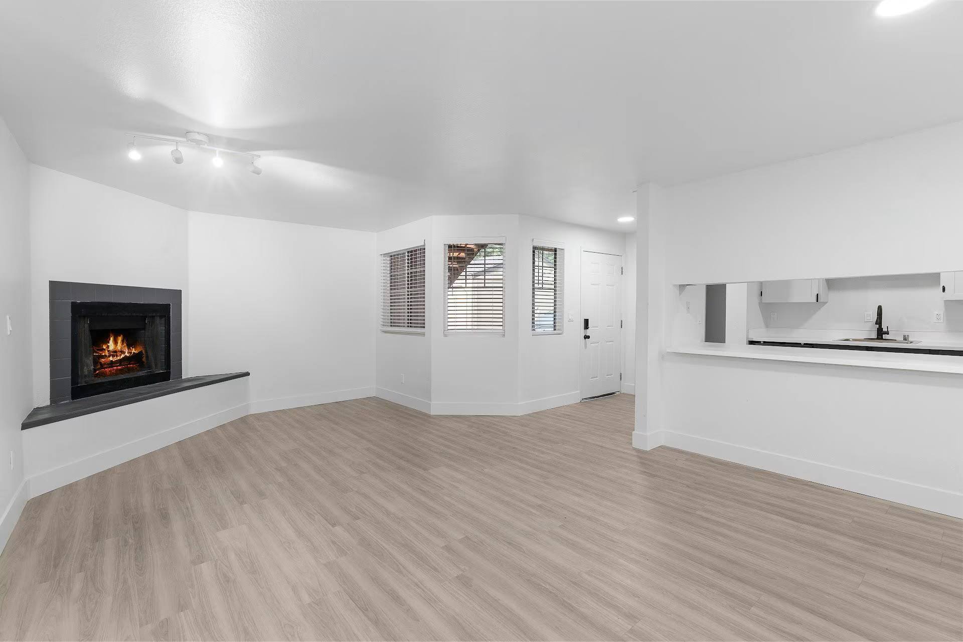 The Rosewood Apartments Image 6