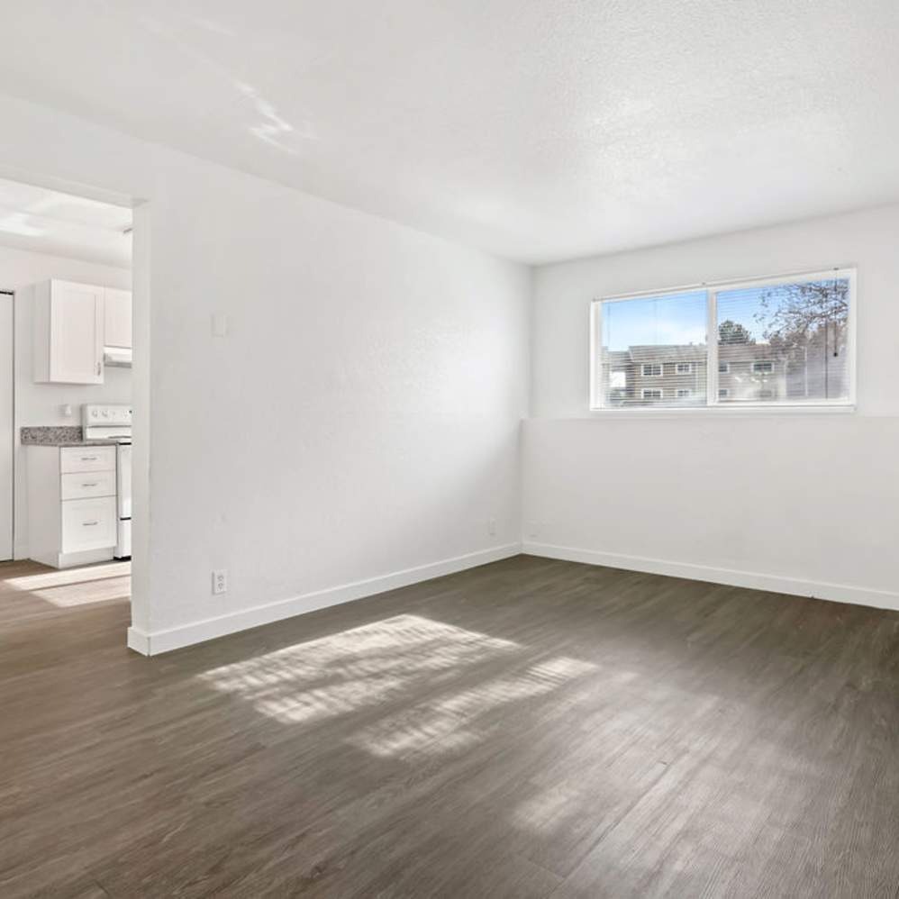 Mark Twain Apartments Image 8