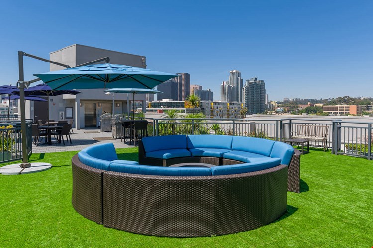 Market Street Village Image 37