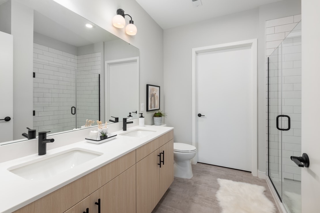 The Flats and Terraces at Wildhorse Village Image 6