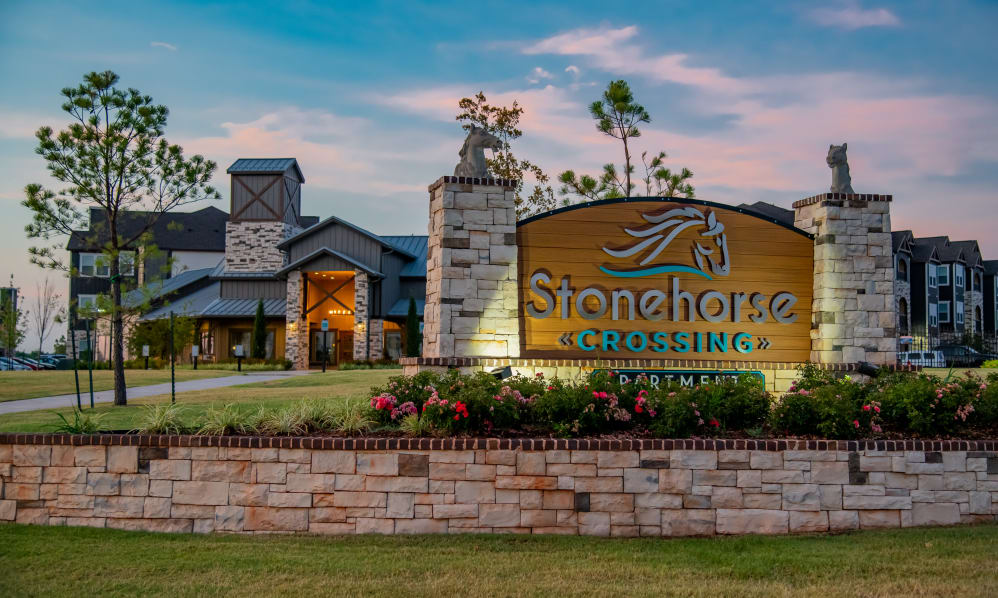 Stonehorse Crossing Image 19