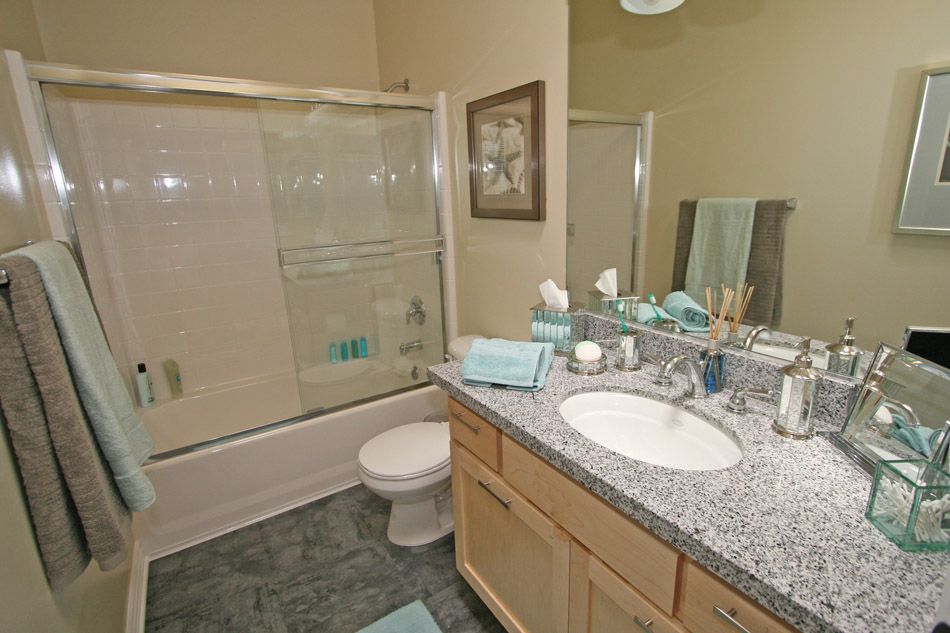 IMT Belasera at Sherman Way Image 26