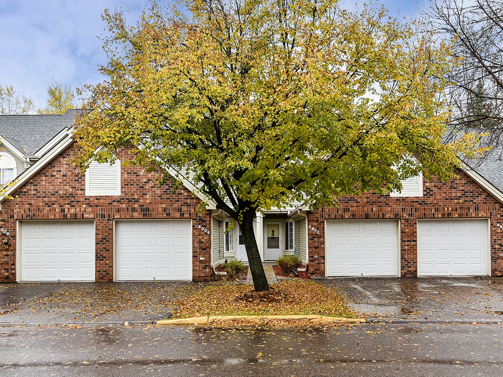 Birch Lake Townhomes Image 7