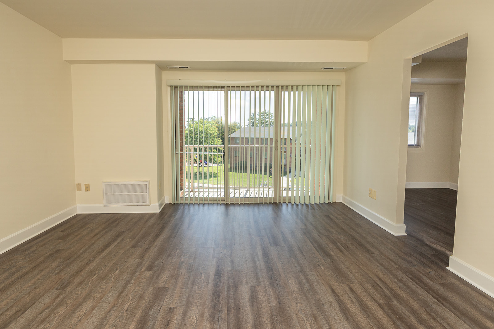 Lawyers Hill Apartments Image 7