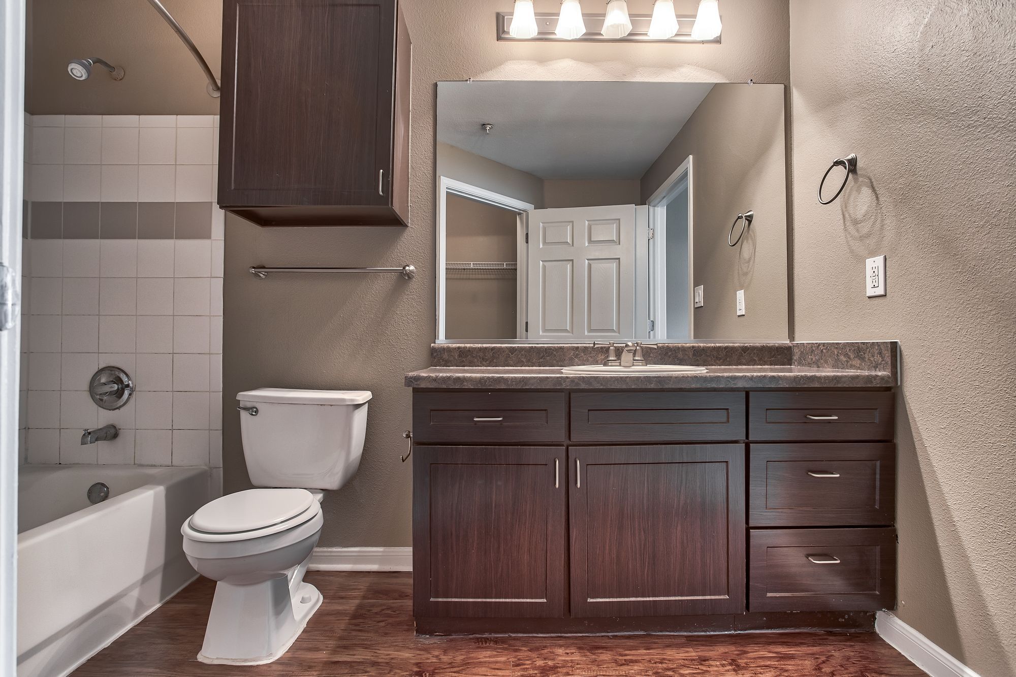 The BLVD at Medical Center Image 51