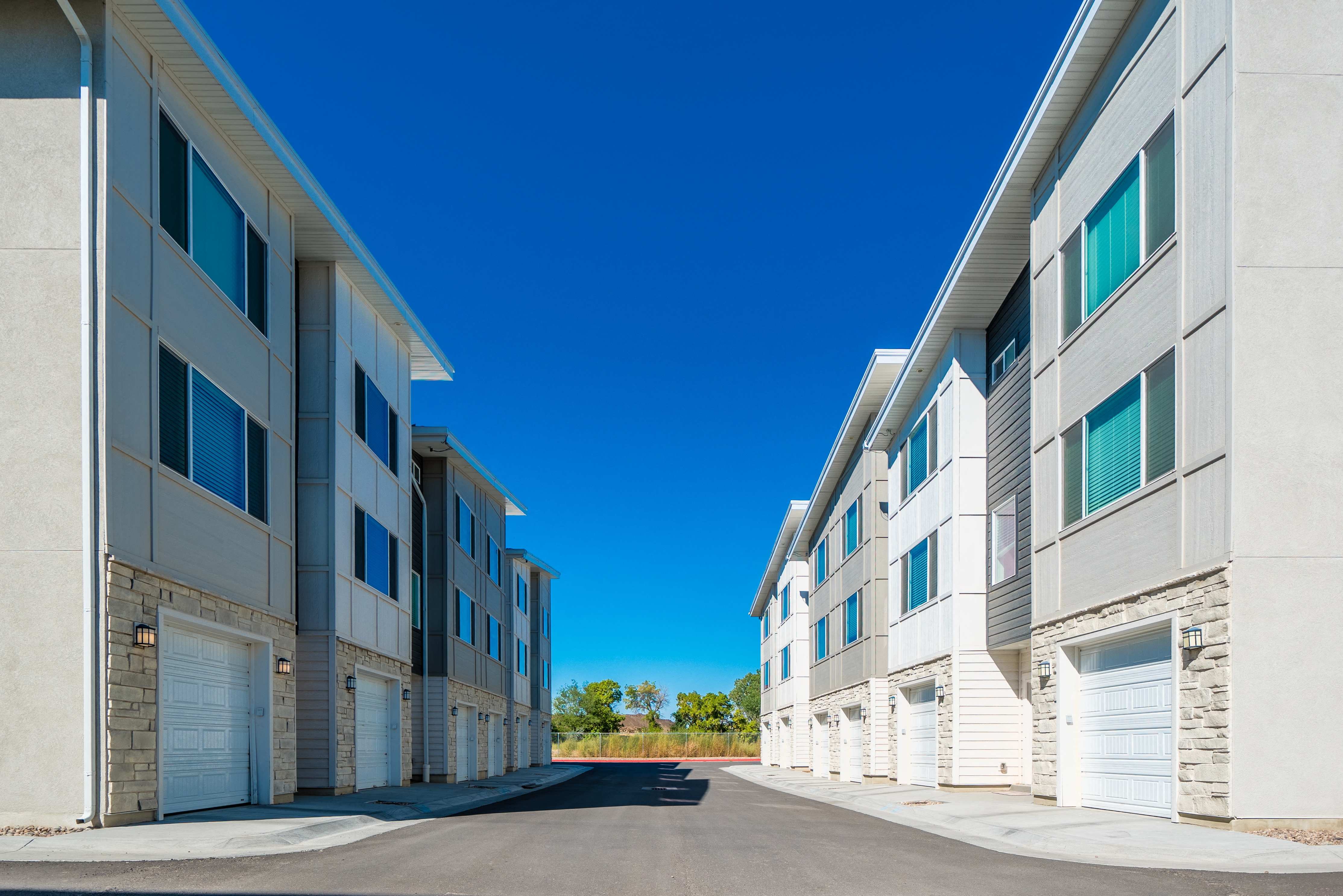 Riverwalk Townhomes Image 25