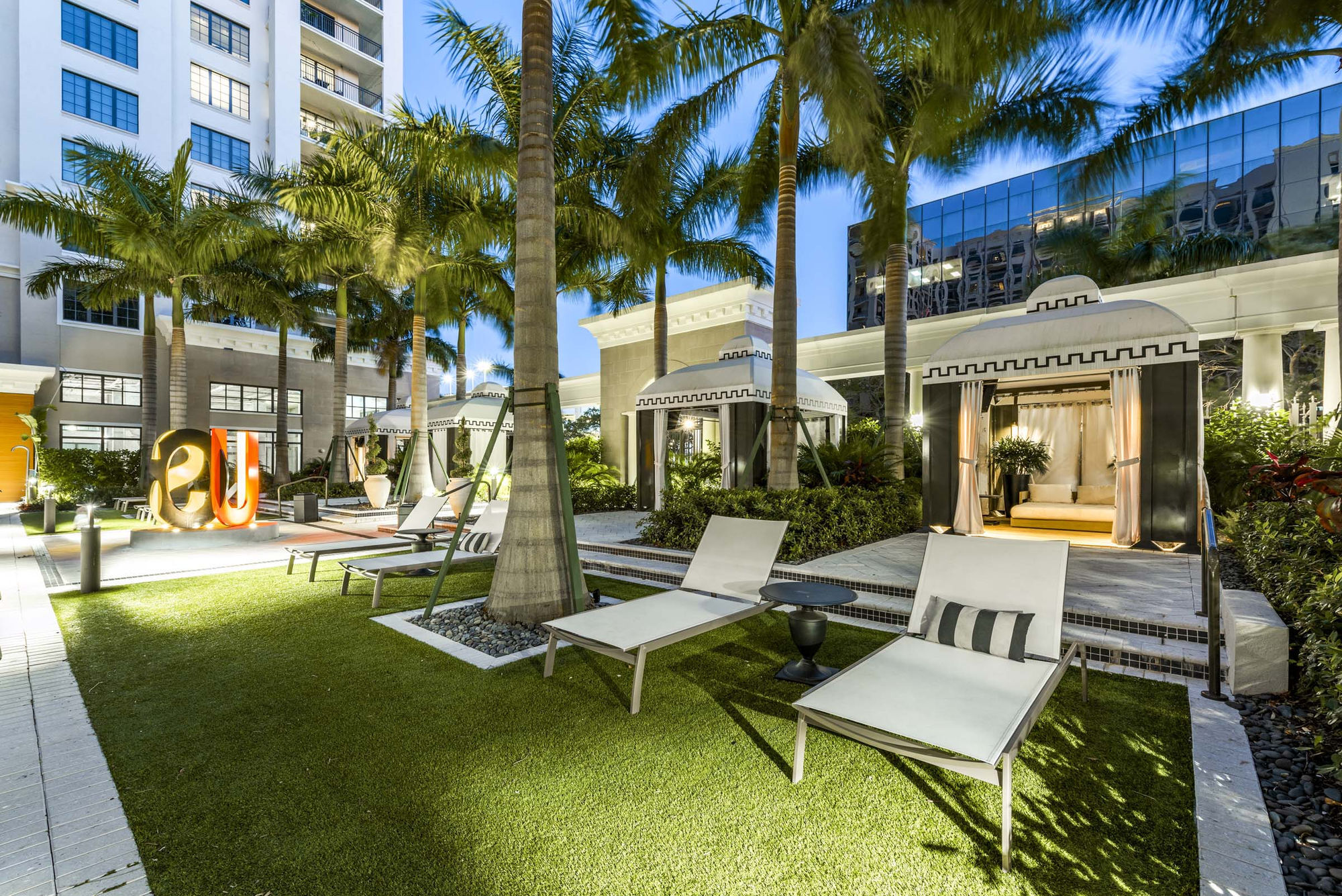 Camden Central Image 6