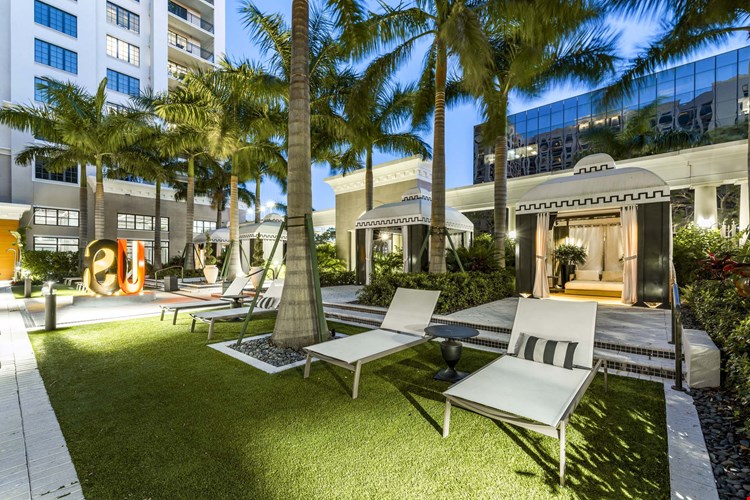 Camden Central Image 6