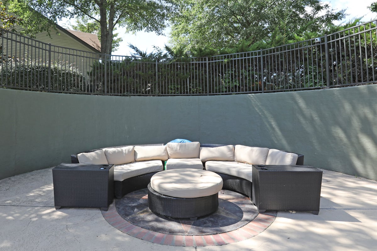 Woods Of Post House Image 5