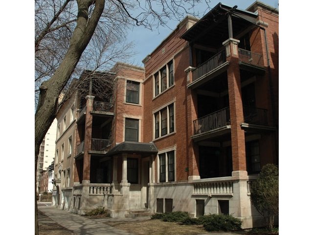 5507-5509 S Hyde Park Boulevard Image 2