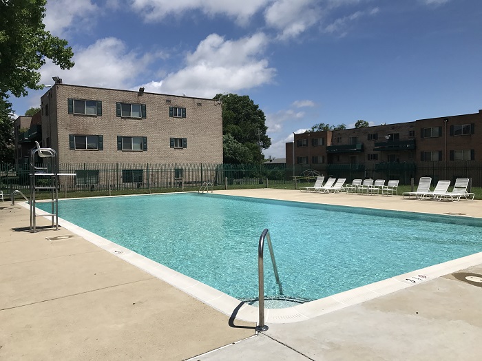 Colonial Village Image 1