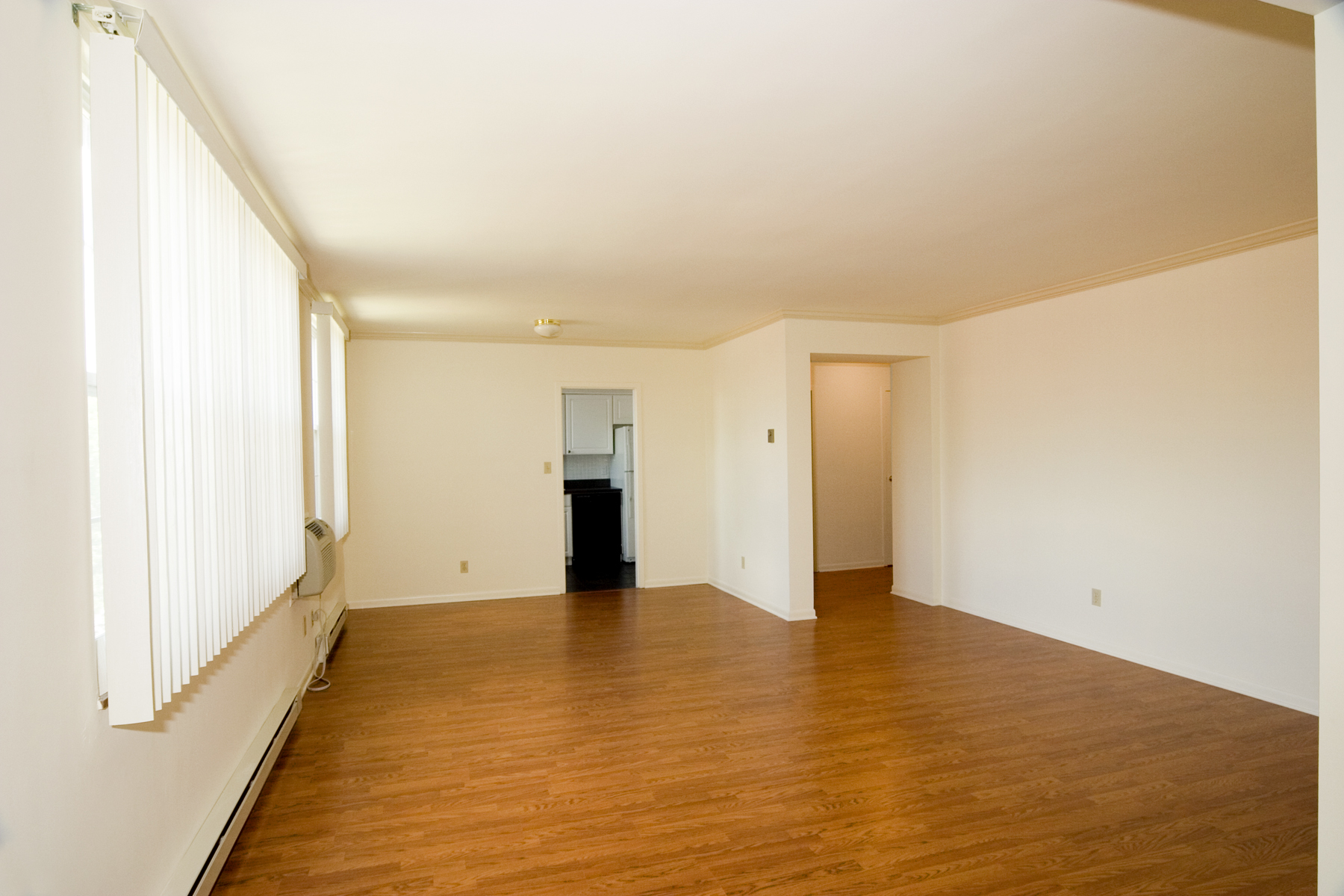 Uptown Shaker Image 2