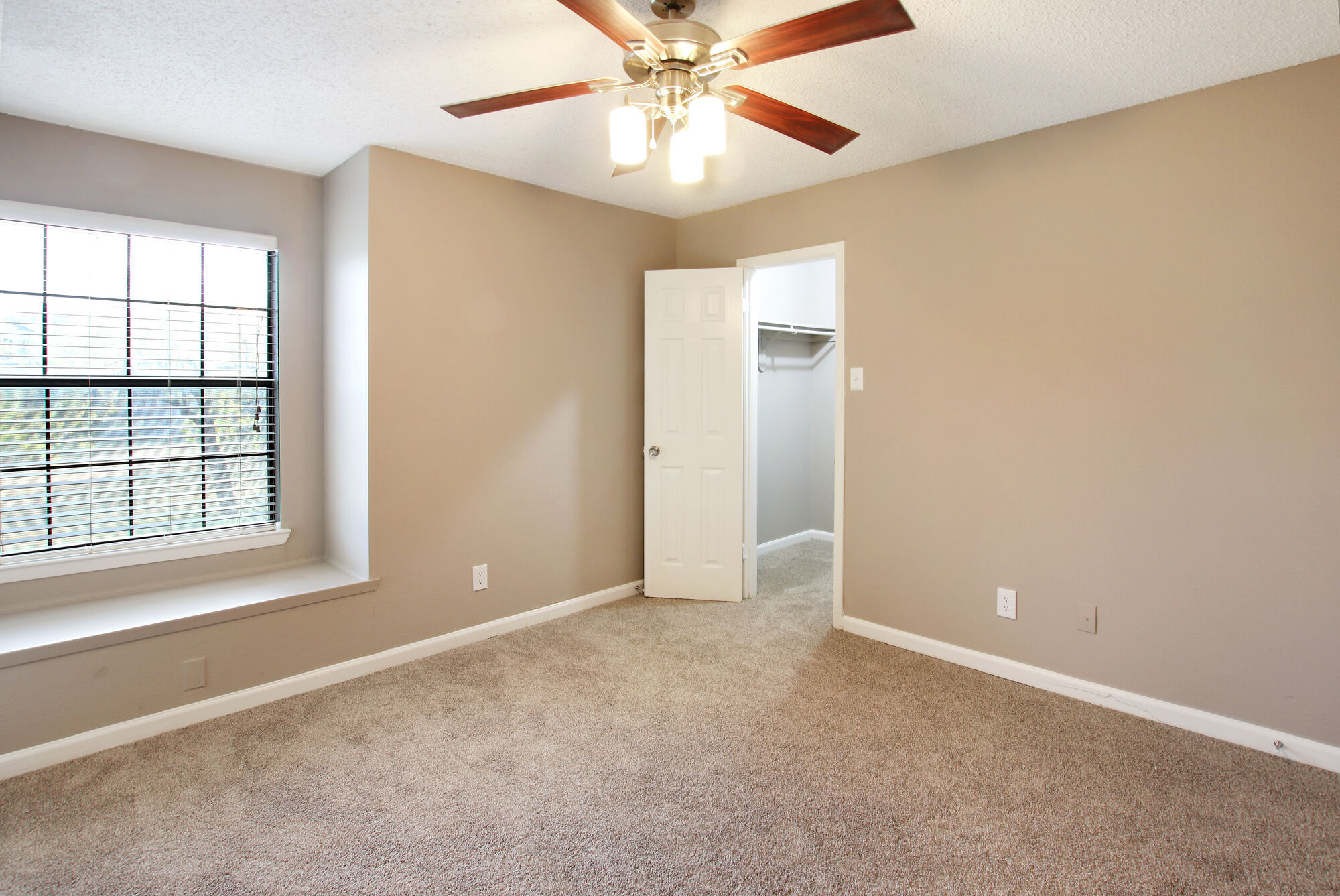 Fiona Apartment Homes Image 10