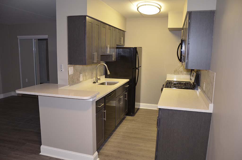 Gateway Towers Apartments Image 8