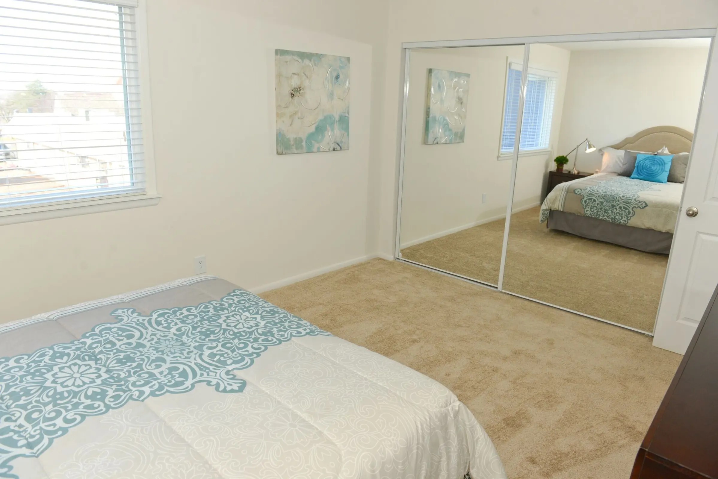 Woods of Castleton Apartments Image 14