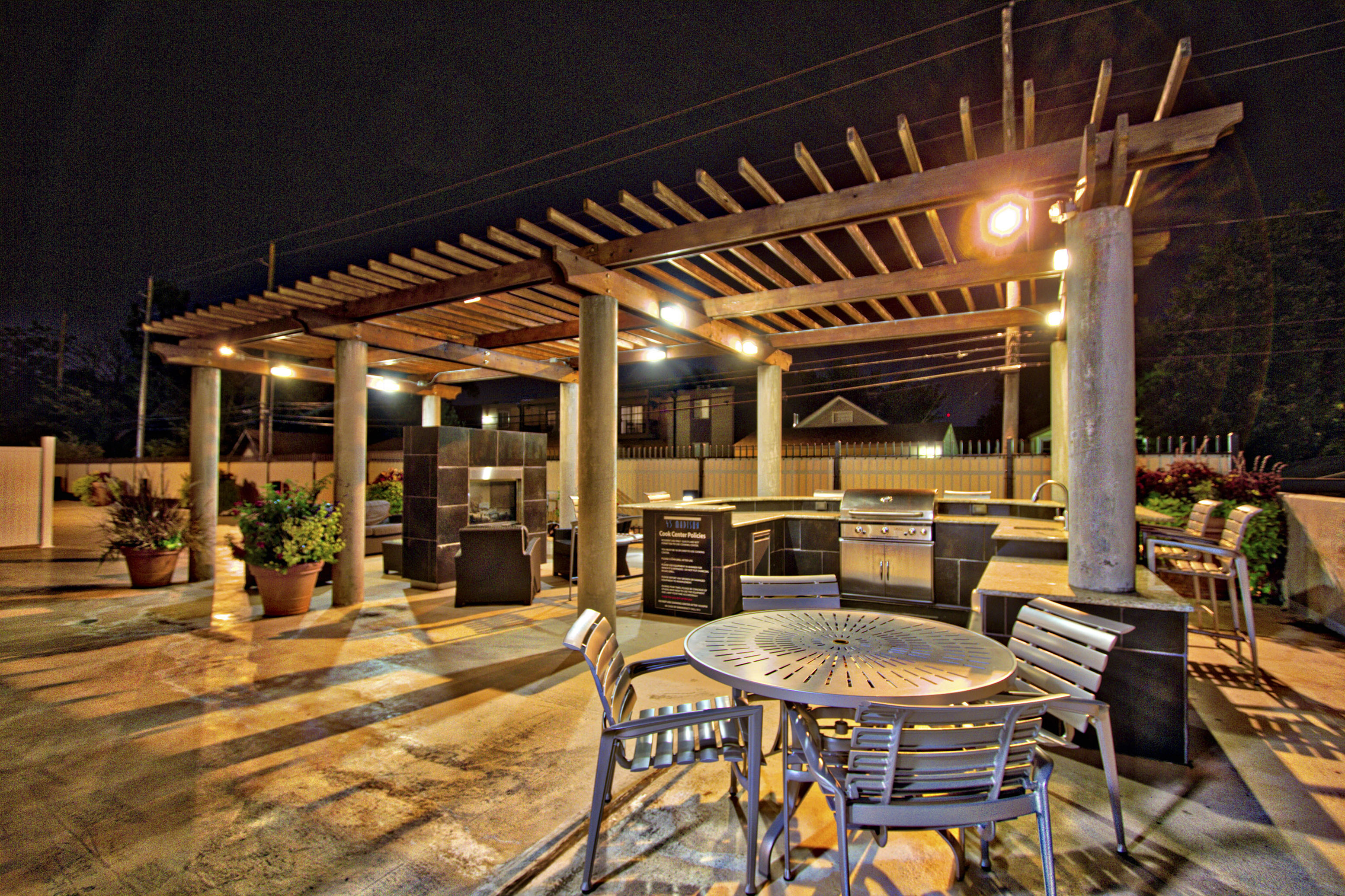 45 Madison Image 6