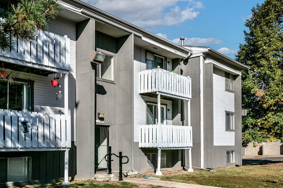 Old Mill Apartments Image 2