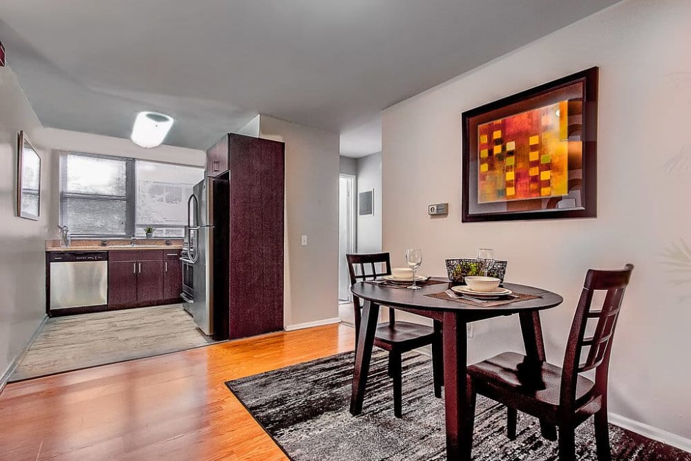 Cherokee Apartments Image 5