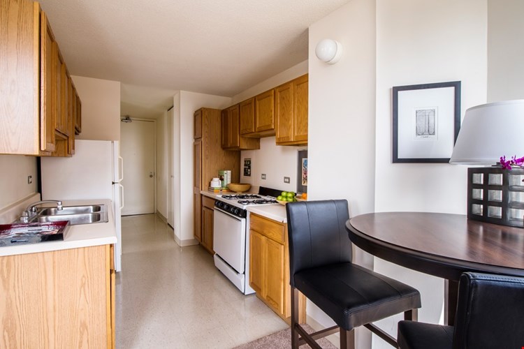 Grace Street Towers Image 6