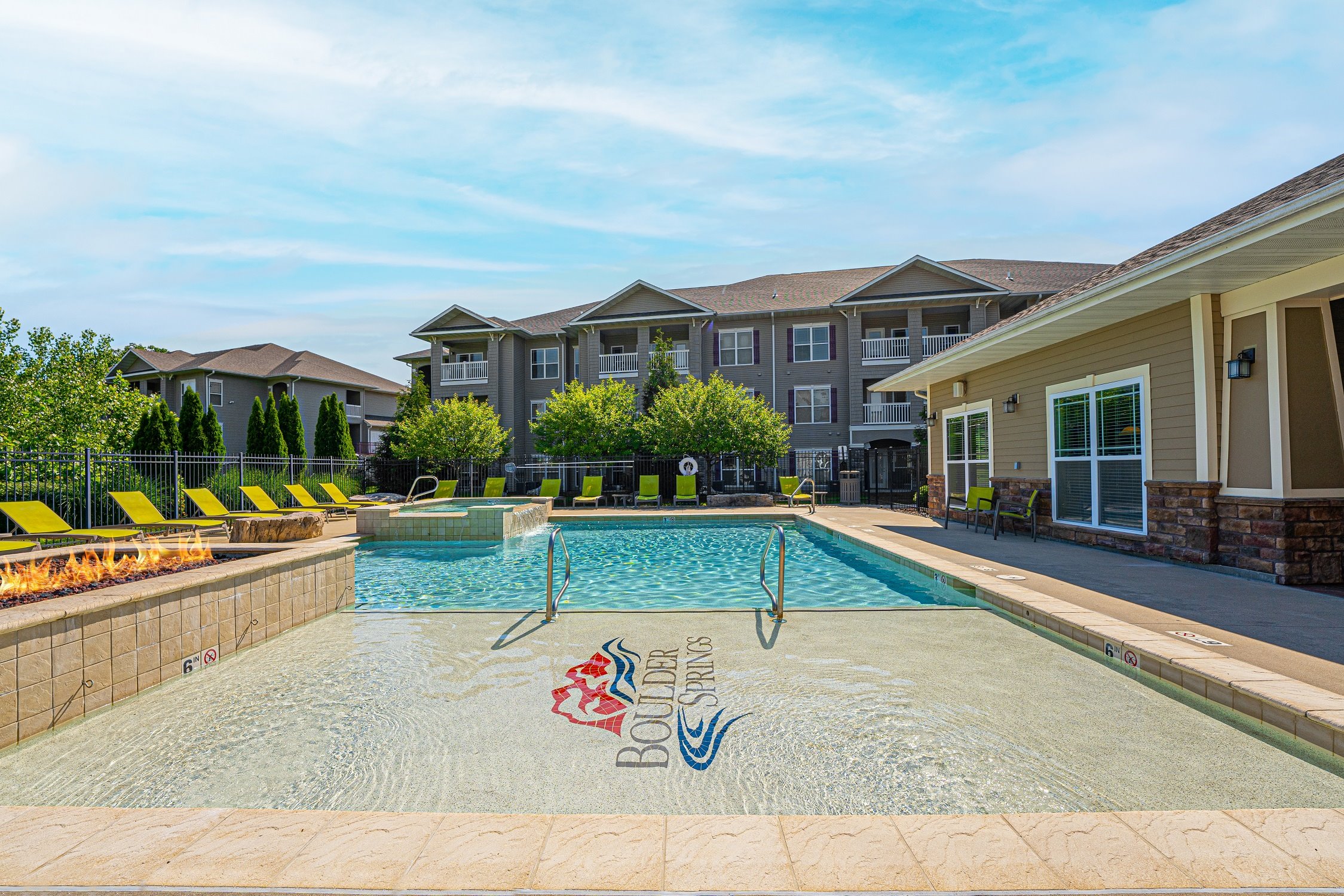 Boulder Springs Columbia Apartments Image 9