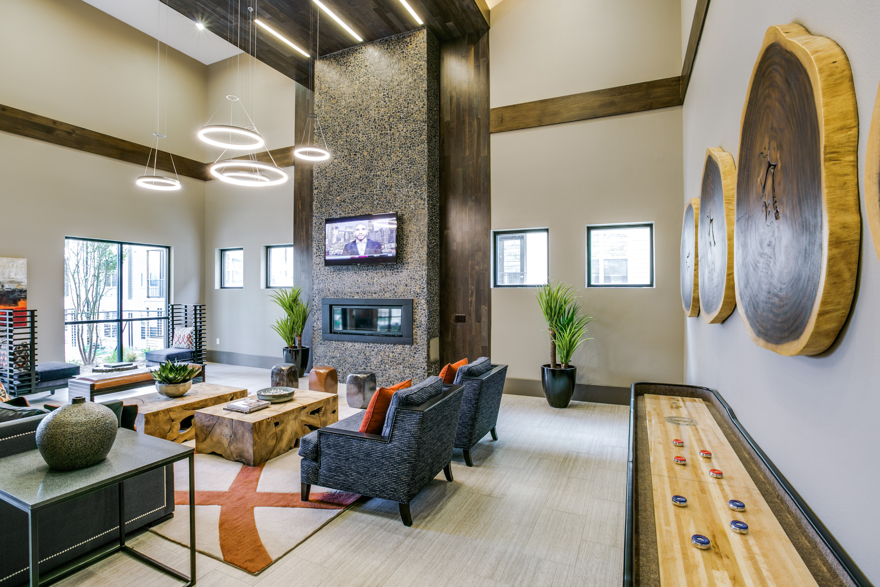  Henley at the Rim Image 14