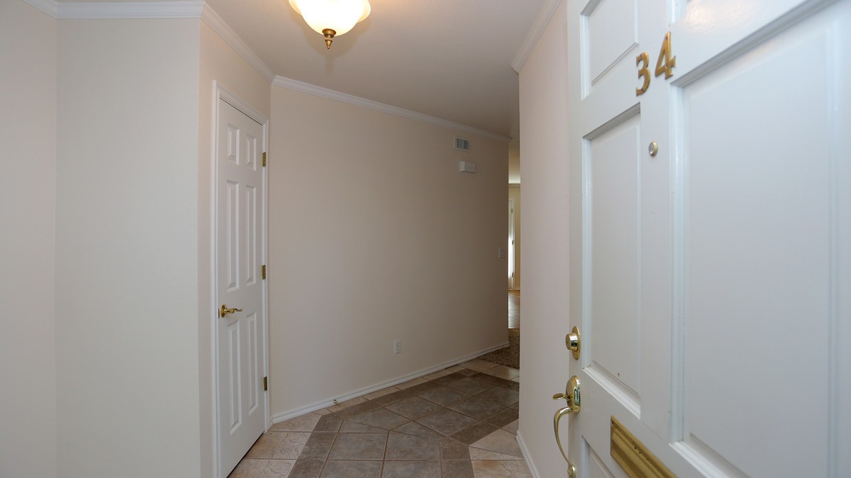 The Chesterfield Image 13