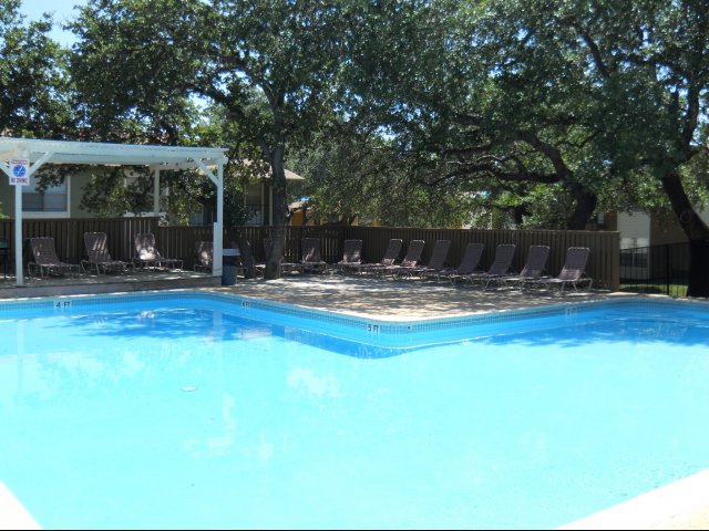 Sparkling Pool!