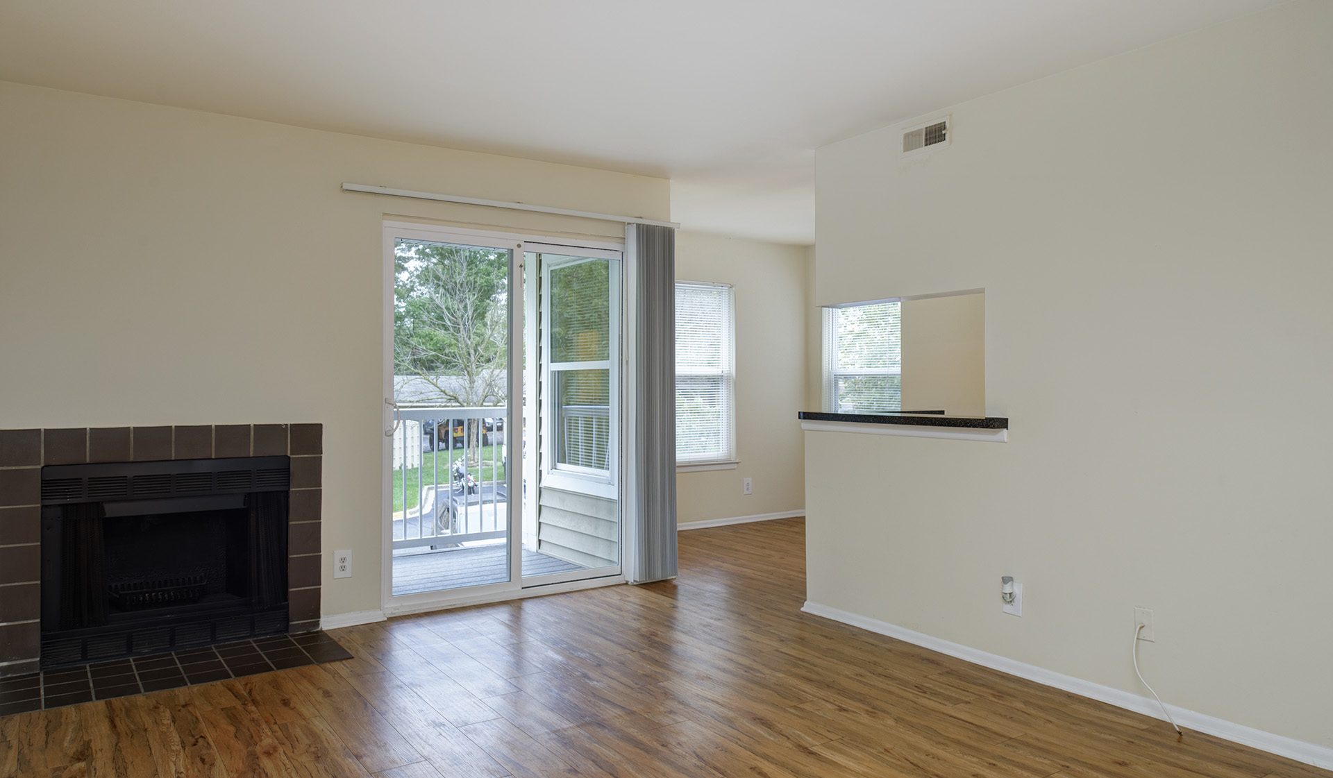 Spacious flooring with plenty of natural lighting