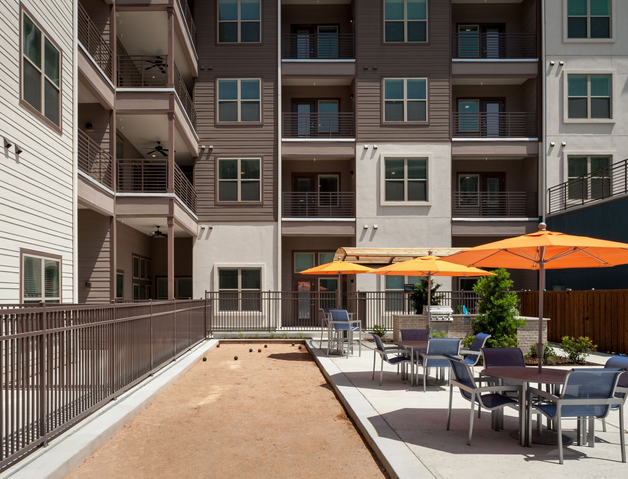 Axiom HUB 121 Image 21