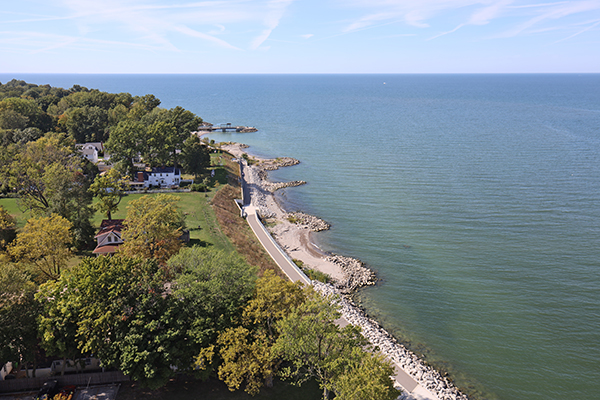 Water's Edge Image 11