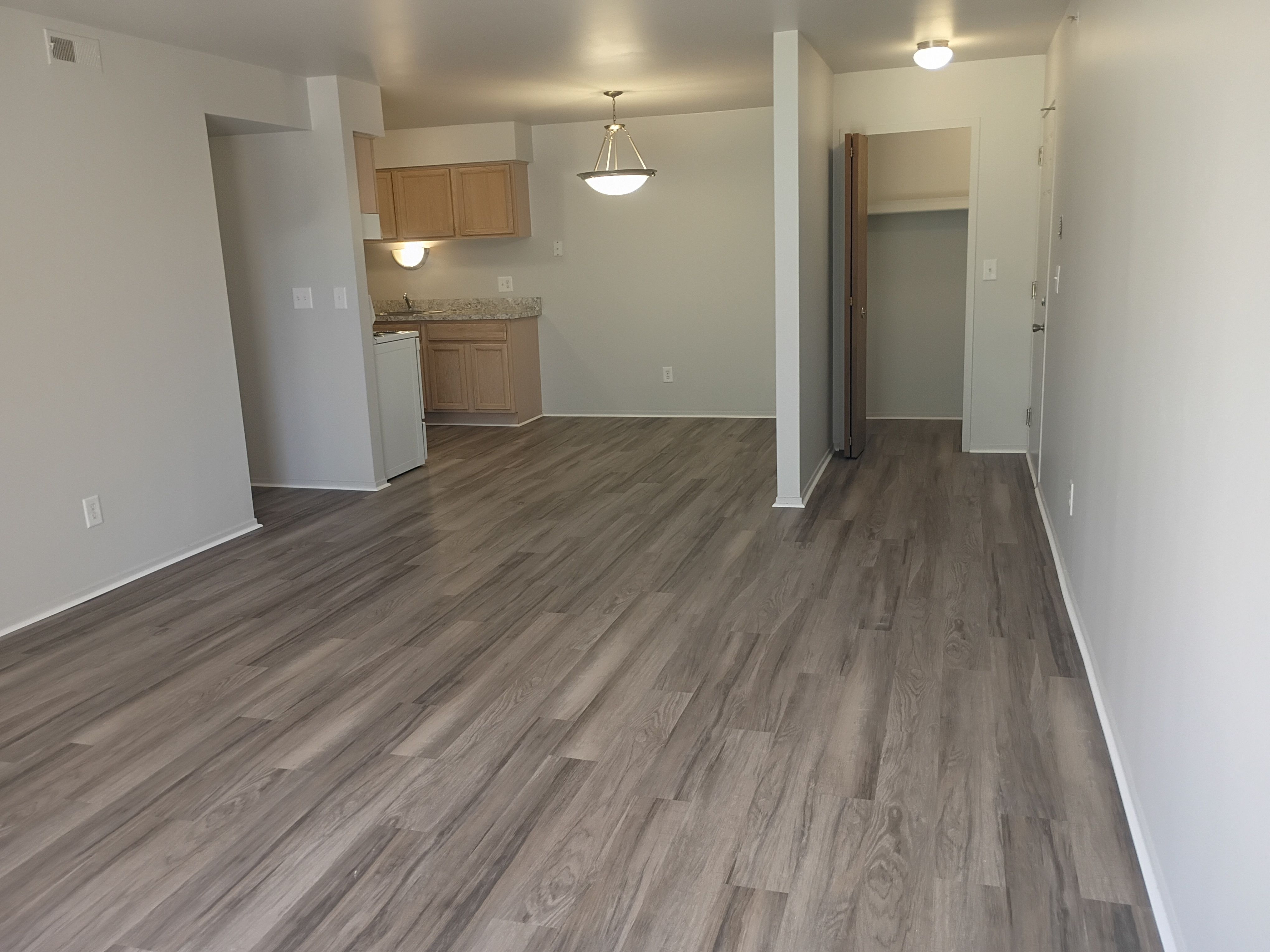 Prentiss Pointe Apartments Image 301