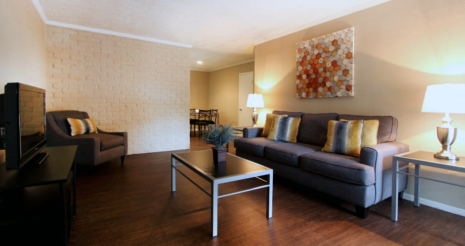 Waters of Winrock Apartments Image 17