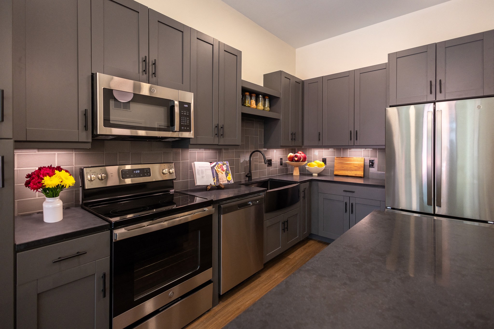 Kitchen finishes- Dark