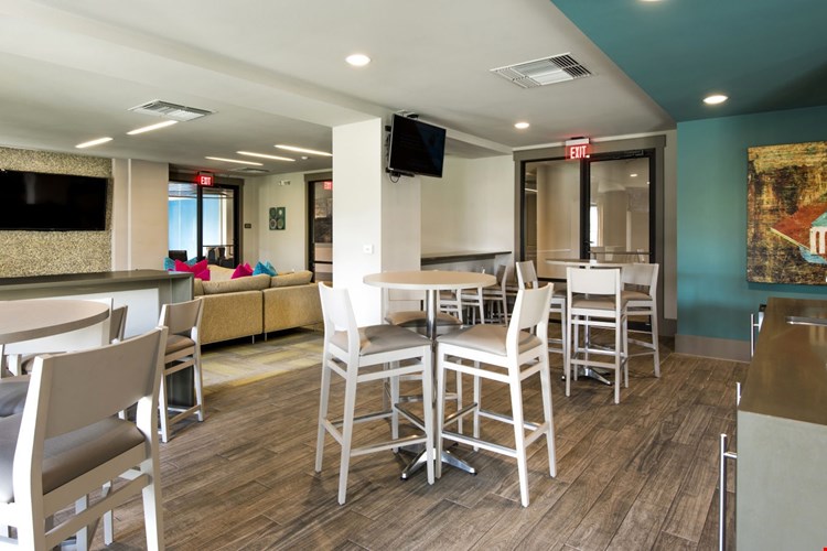 Varela Westshore Apartments Image 24