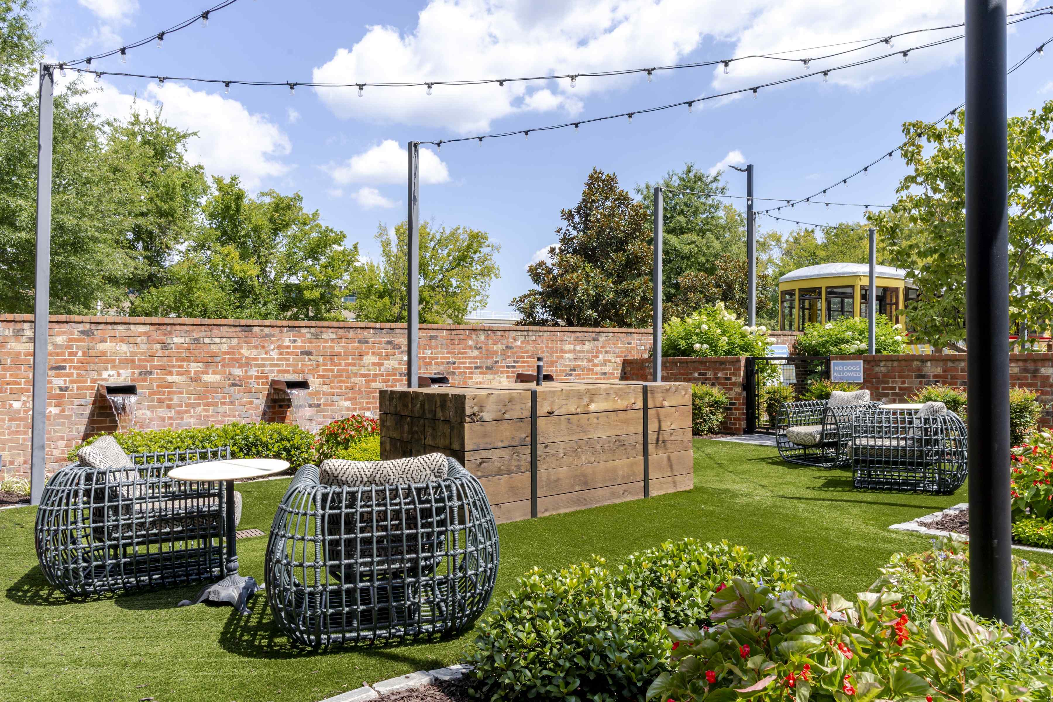 Bluebird Row Apartments Image 28