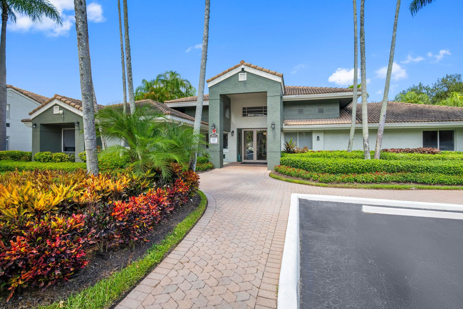 Solara At Wellington Image 28