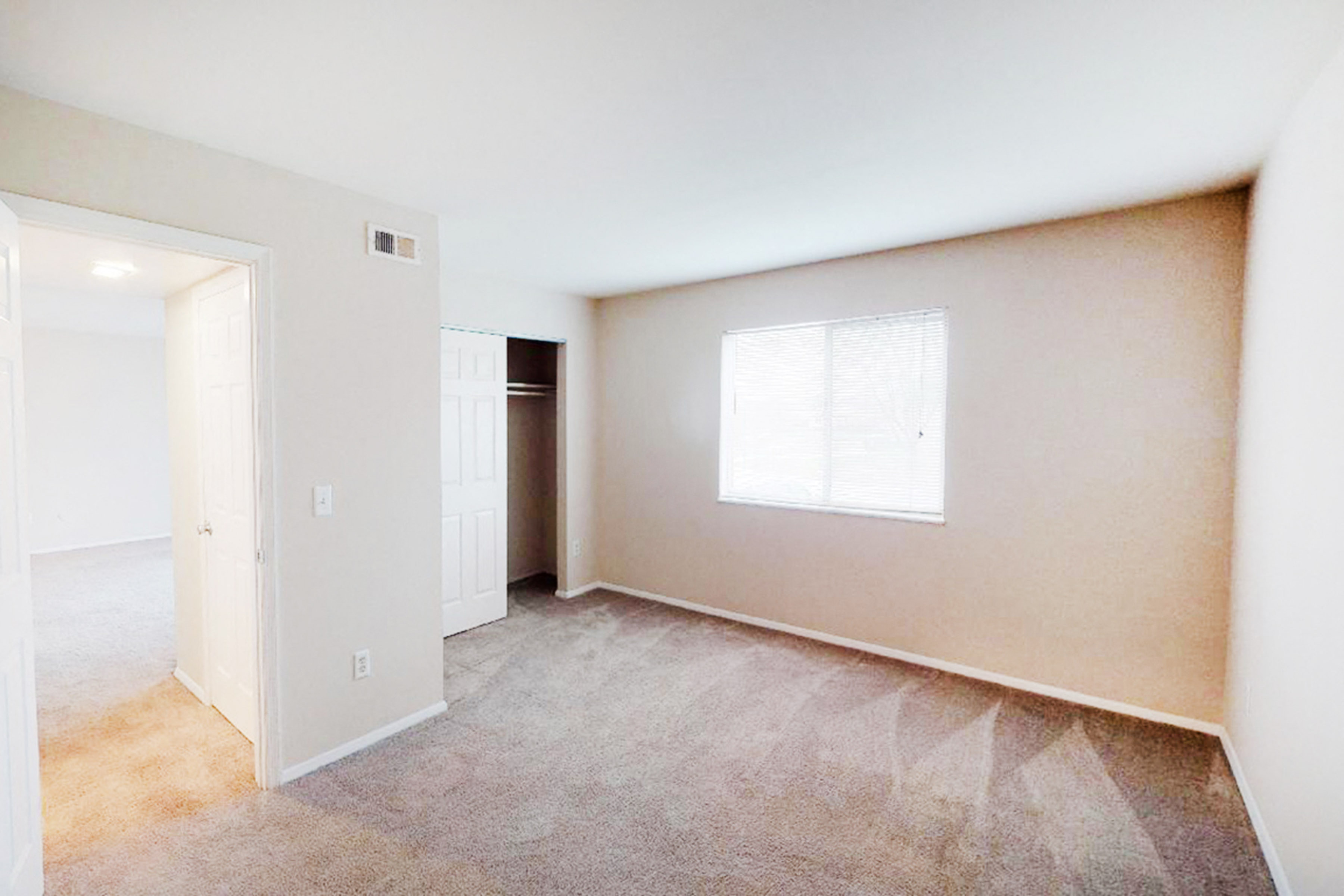 Crown Ridge Apartments Image 23