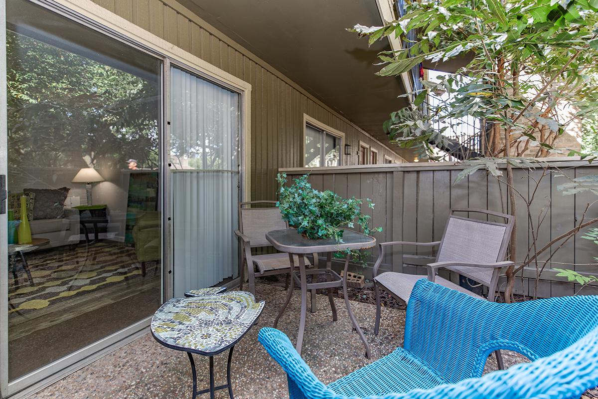 Woodlake Townhomes Image 9