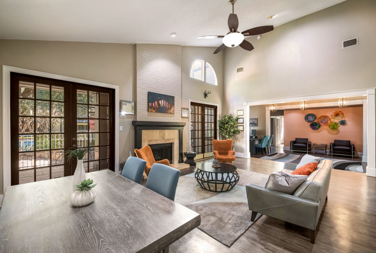 Hunters Chase Image 4