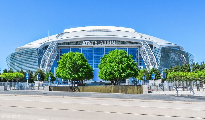 Close by to AT&T Stadium