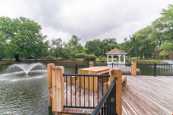 Ramblewood Village Image 5